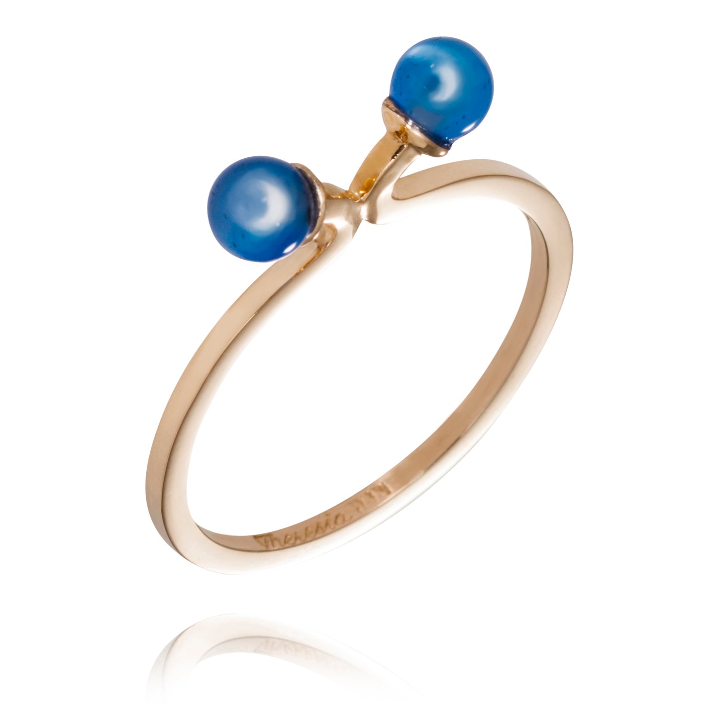 Tale about the ring 1 ring in gold with blue agate