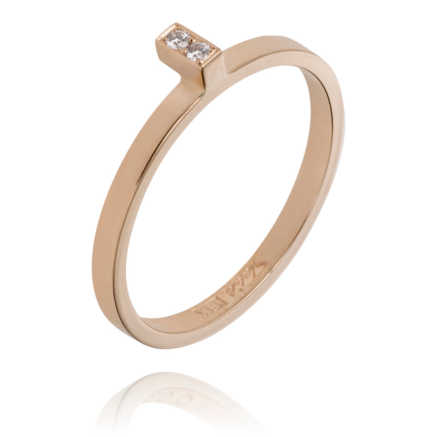 Stairway ring i rött guld med 0,02ct