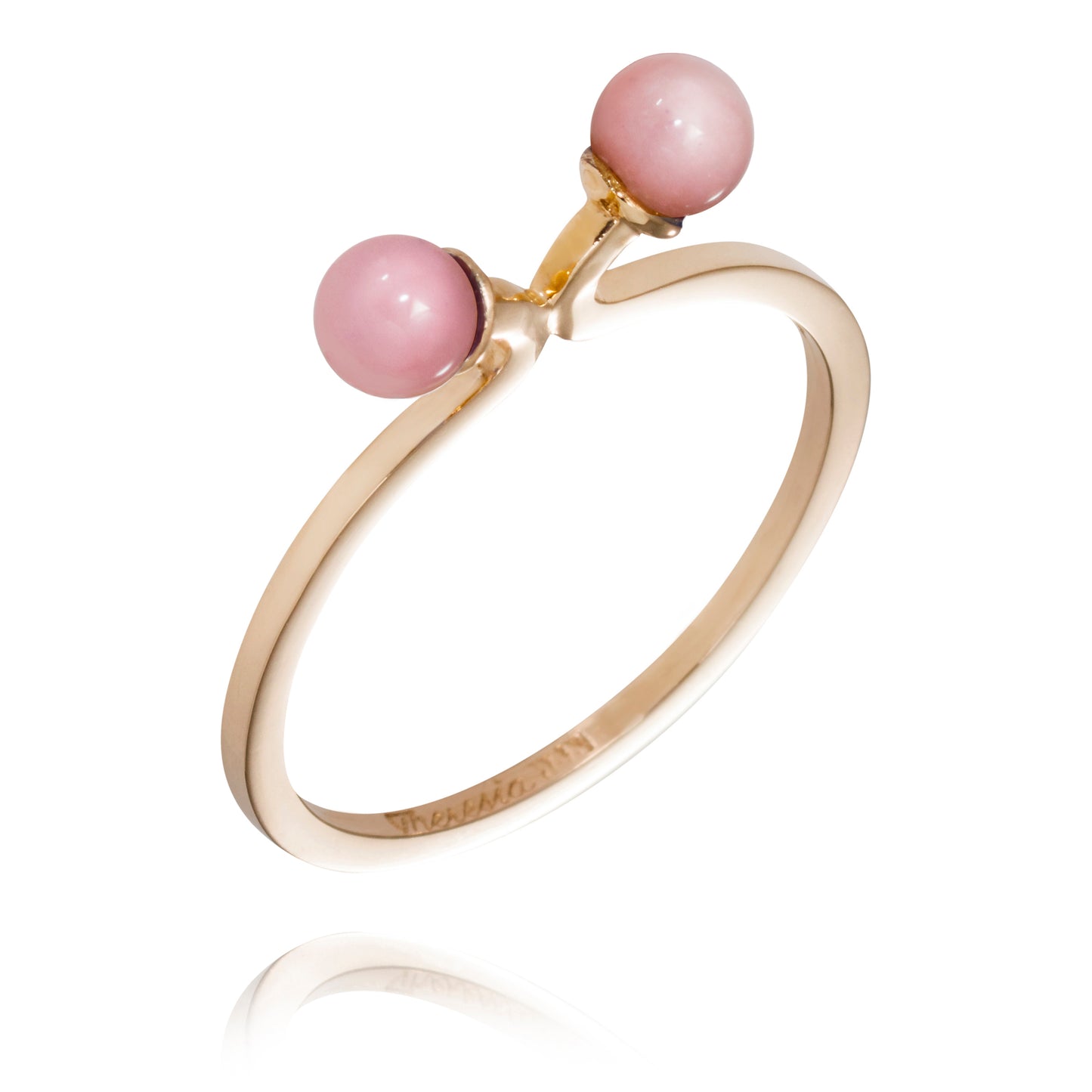 Tale about the ring 2 rings in gold, 1 white brilliants Twvvs 0.30ct 1 white pink pearl 1 pink opal 1 brilliant cut pink sapphires