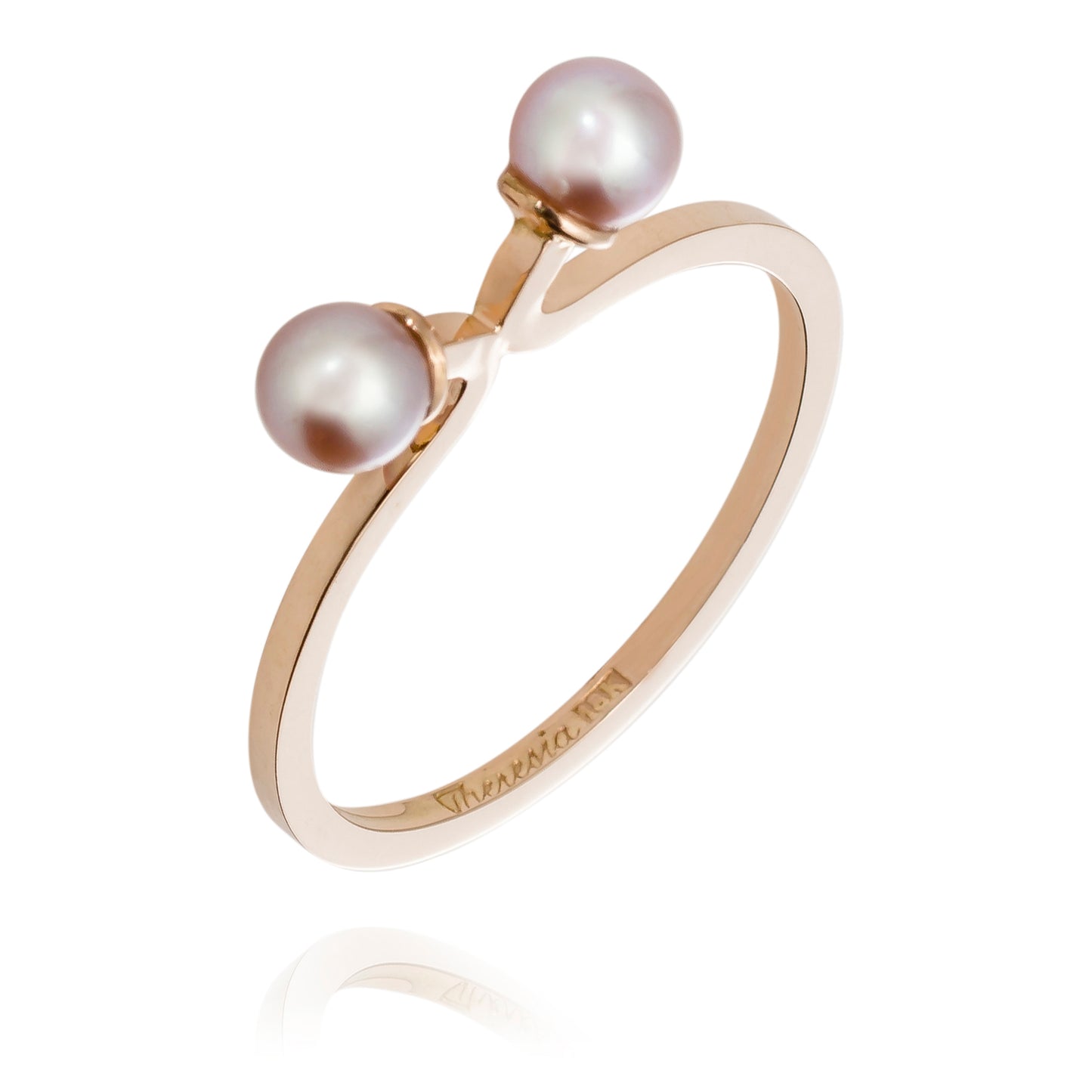 Tale about the ring 2 rings in gold, 1 white brilliants Twvvs 0.30ct 1 white pink pearl 1 pink opal 1 brilliant cut pink sapphires